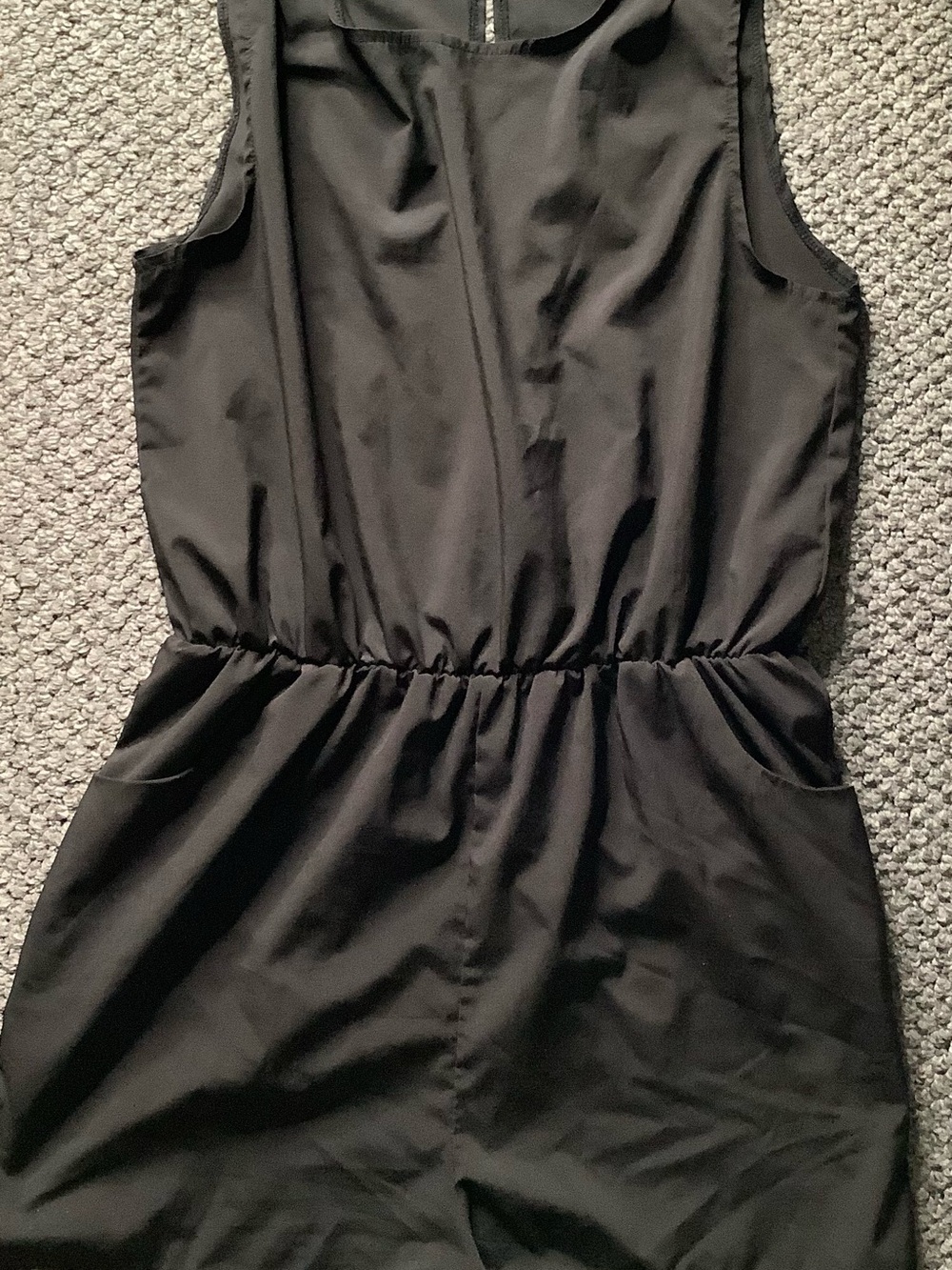 Black Sleeveless Utility Romper Size Large Elastic Waist Pockets Minimalist
